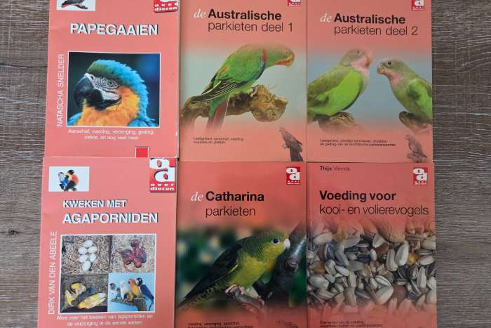 serie vogelboeken uit over dieren serie