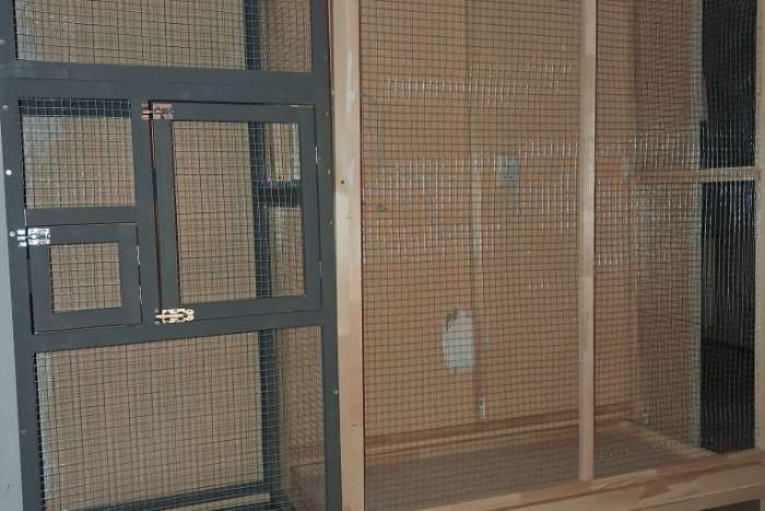 volière 68x63x165 en aanbouw