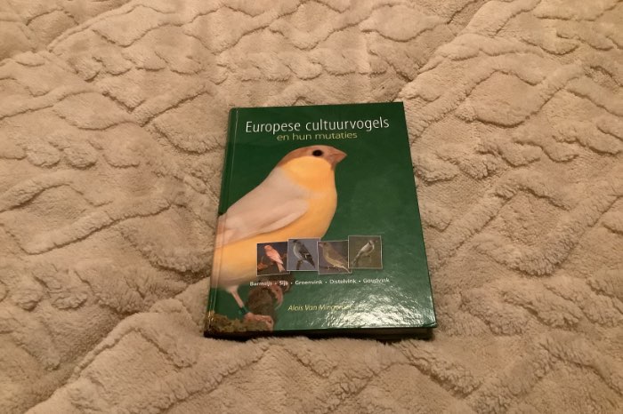 europese cultuurvogels en hun mutaties;;alois van mingeroet;;.