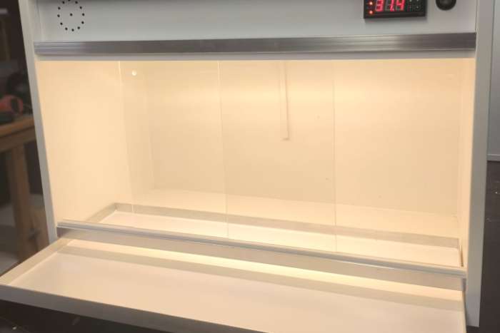 couveuse-warmtekooi-ziekenkooi-nieuw met garantie