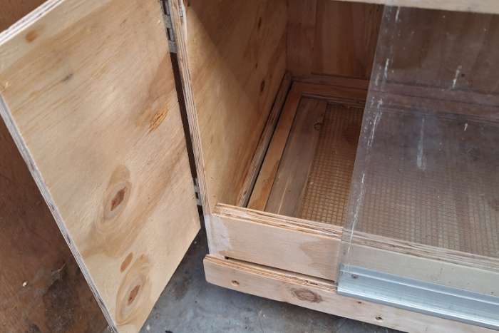 opfokkast / kunstmoeder