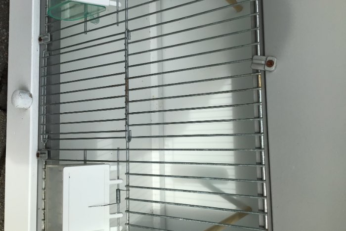 zangvogel kooi van degelijke kwaliteit,weersbestendig.