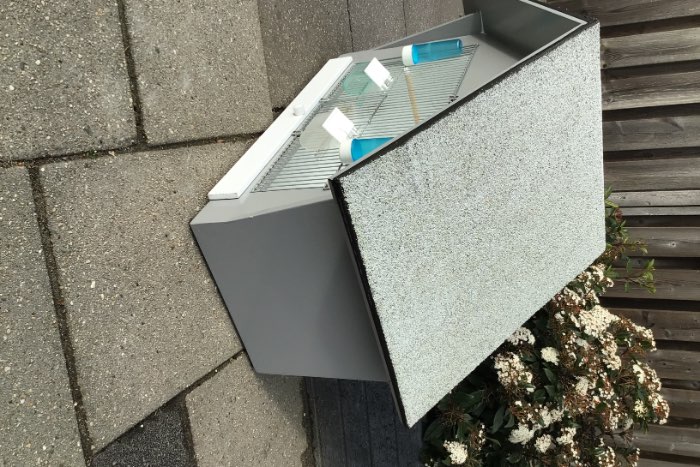 zangvogel kooi van degelijke kwaliteit,weersbestendig.