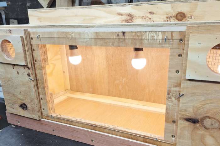 opfokkast / kunstmoeder