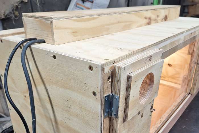 opfokkast / kunstmoeder