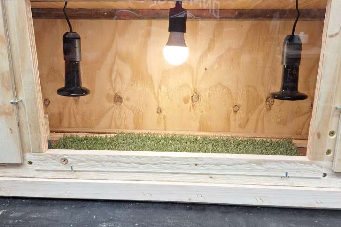 opfokkast / kunstmoeder