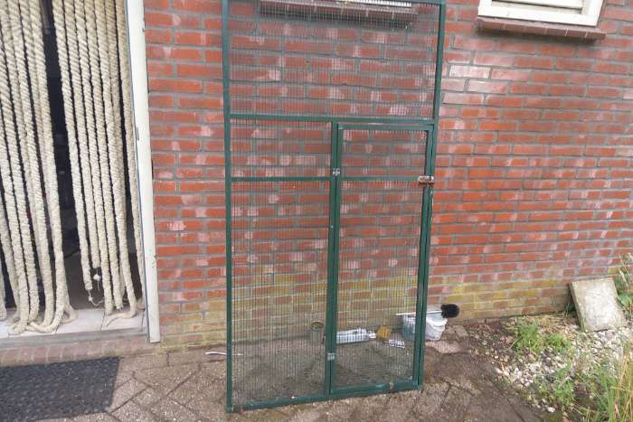 volière l =2000 x b =2000 x h= 1770 mm (groen aluminium