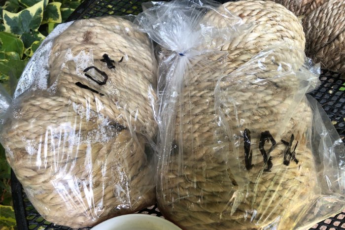 tas vol met vogel nestjes
