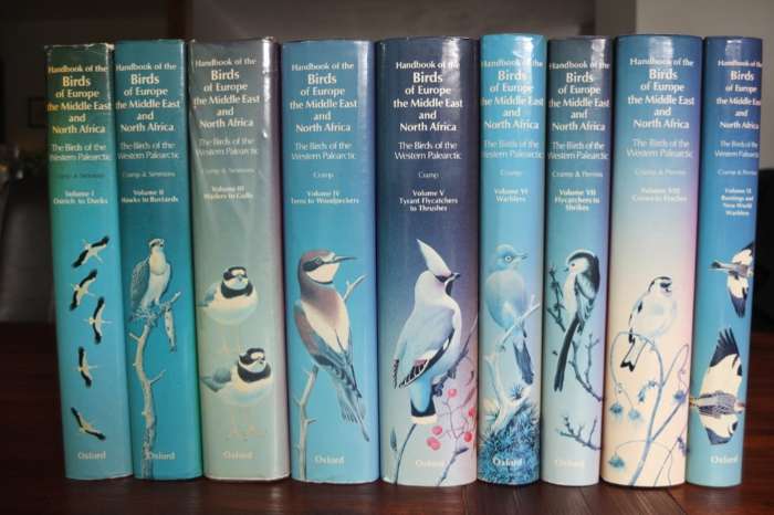 handbook of the birds of europe the middle east and north africa