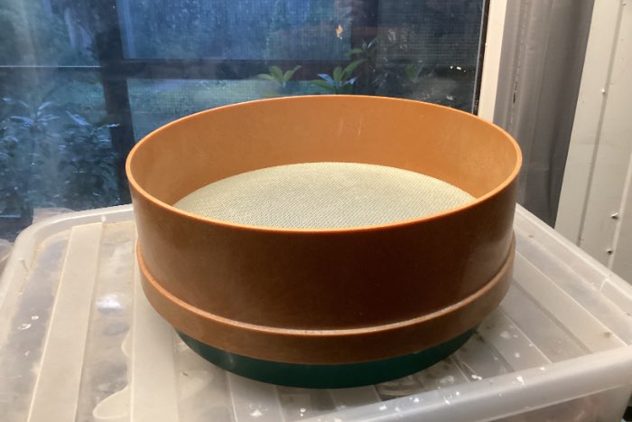 kleine zeefbak voor insecten of kiemzaad