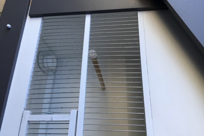 lijster,zangvogel kooi degelijk en geheel in nieuw staat.