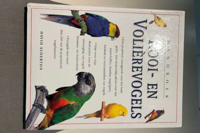 handboek kooi- en volièrevogels