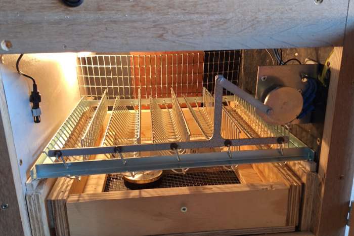 half automatische broedkast