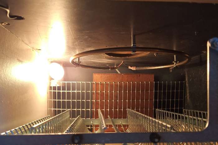 half automatische broedkast