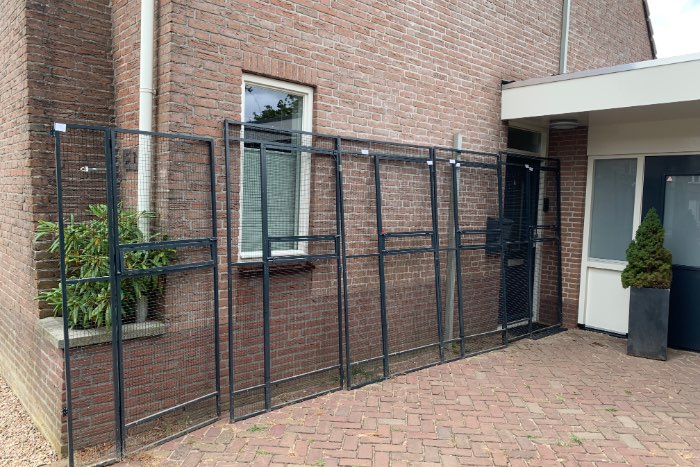 antraciet aluminium volière panelen