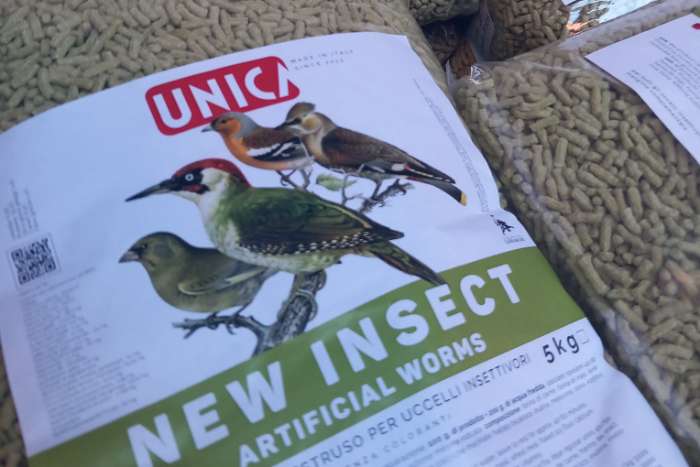 top products unica mangimi !!!! @ aviornis geel
